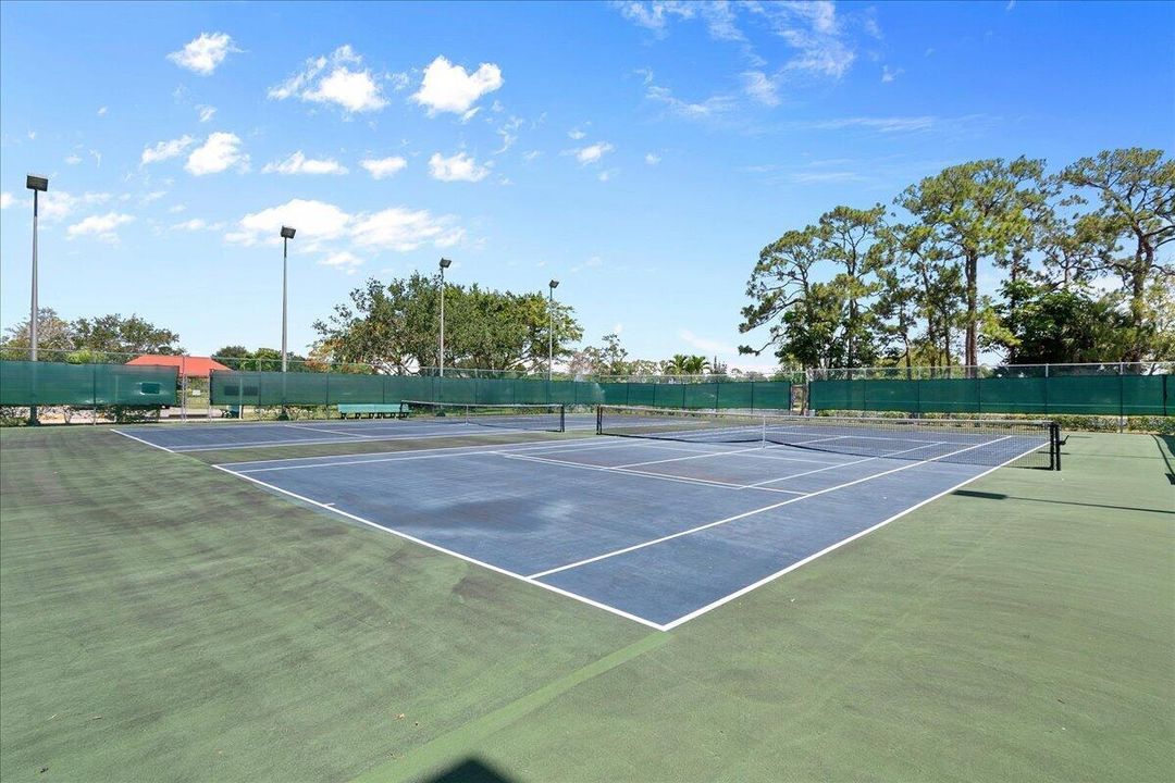 Tennis/Pickle Ball Courts