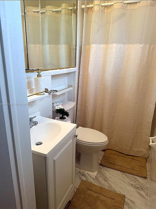 For Rent: $4,800 (4 beds, 2 baths, 2149 Square Feet)