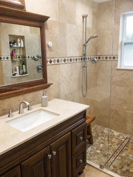 For Rent: $3,950 (4 beds, 2 baths, 1808 Square Feet)