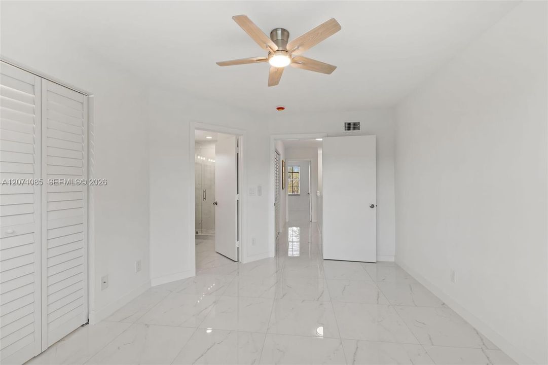 For Rent: $2,800 (2 beds, 2 baths, 1120 Square Feet)