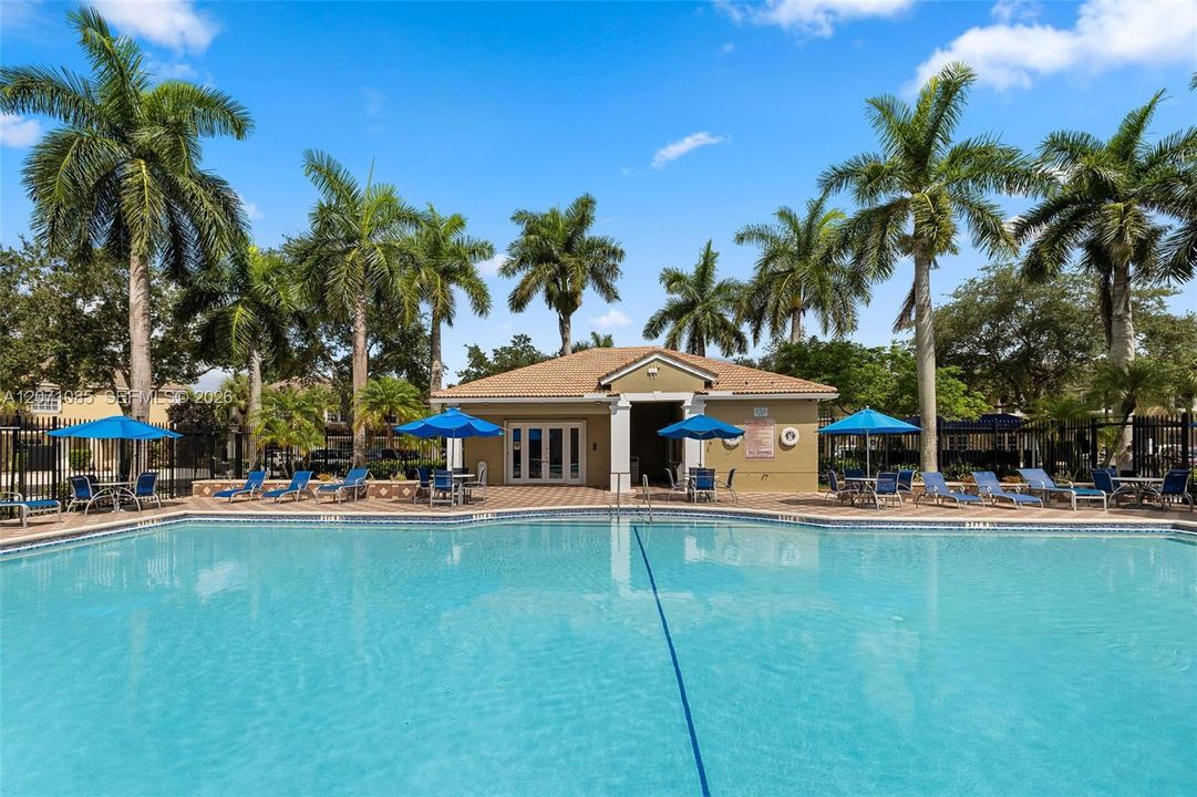 For Rent: $2,800 (2 beds, 2 baths, 1120 Square Feet)
