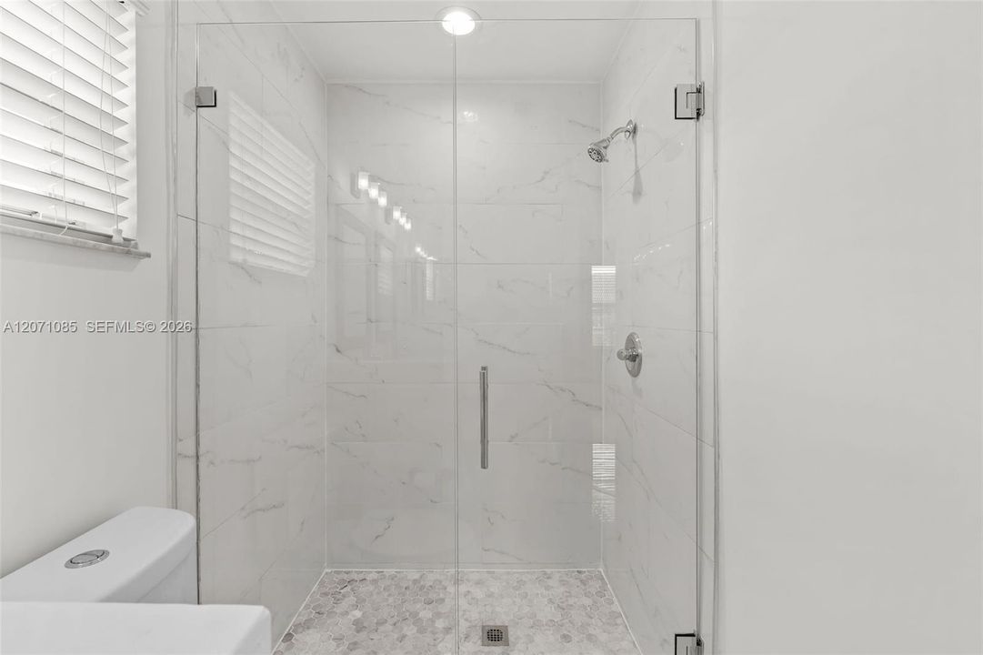 For Rent: $2,800 (2 beds, 2 baths, 1120 Square Feet)