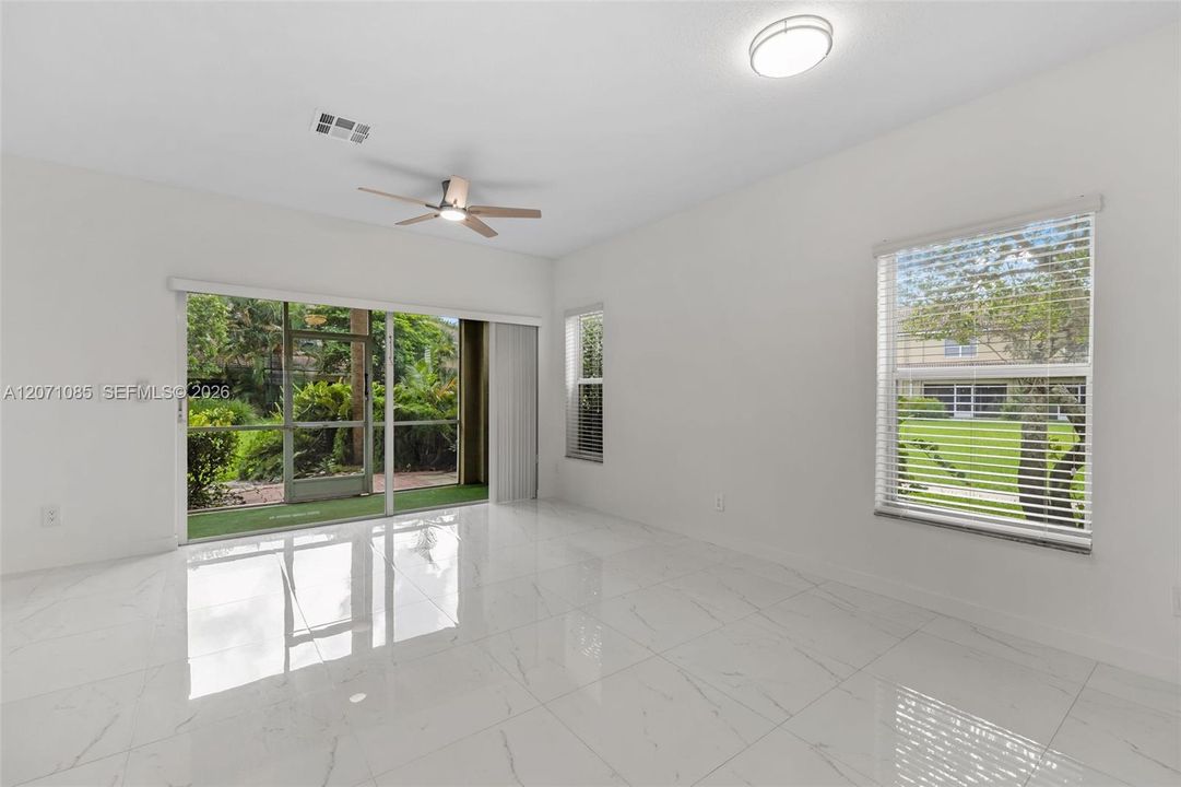 For Rent: $2,800 (2 beds, 2 baths, 1120 Square Feet)
