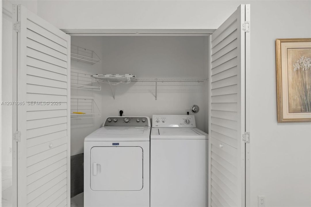 For Rent: $2,800 (2 beds, 2 baths, 1120 Square Feet)