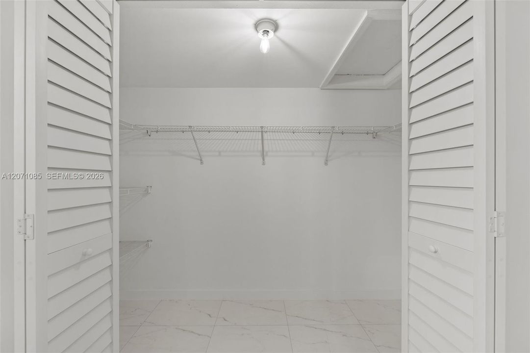 Walk in Closet
