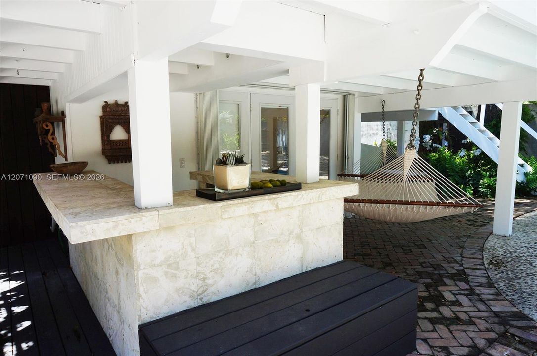 For Rent: $21,000 (5 beds, 4 baths, 3160 Square Feet)