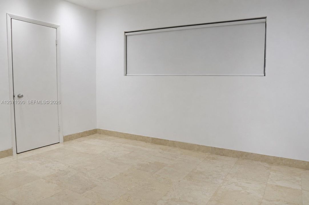 For Rent: $21,000 (5 beds, 4 baths, 3160 Square Feet)