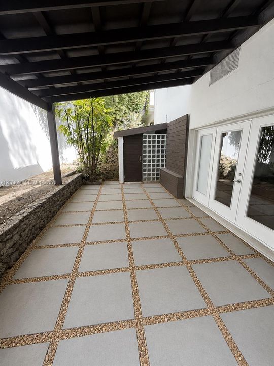 For Rent: $21,000 (5 beds, 4 baths, 3160 Square Feet)