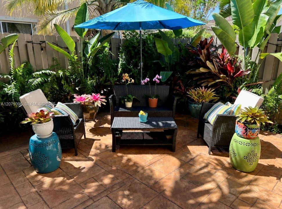 For Sale: $520,000 (3 beds, 2 baths, 1452 Square Feet)