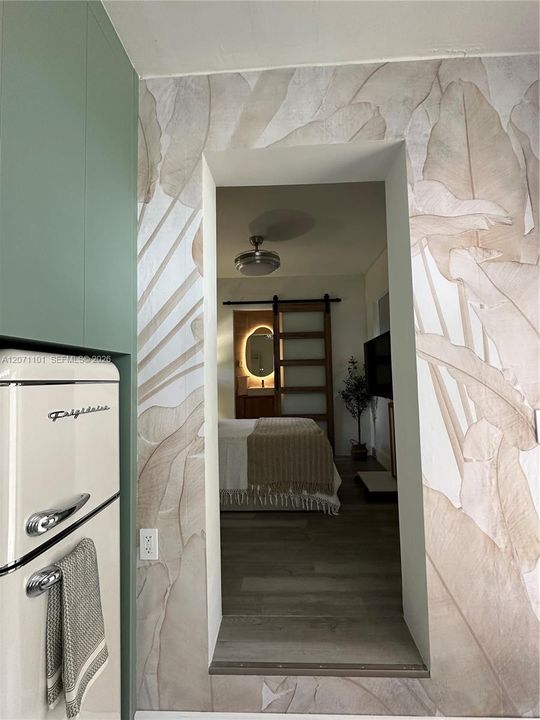 For Rent: $1,750 (1 beds, 1 baths, 1401 Square Feet)