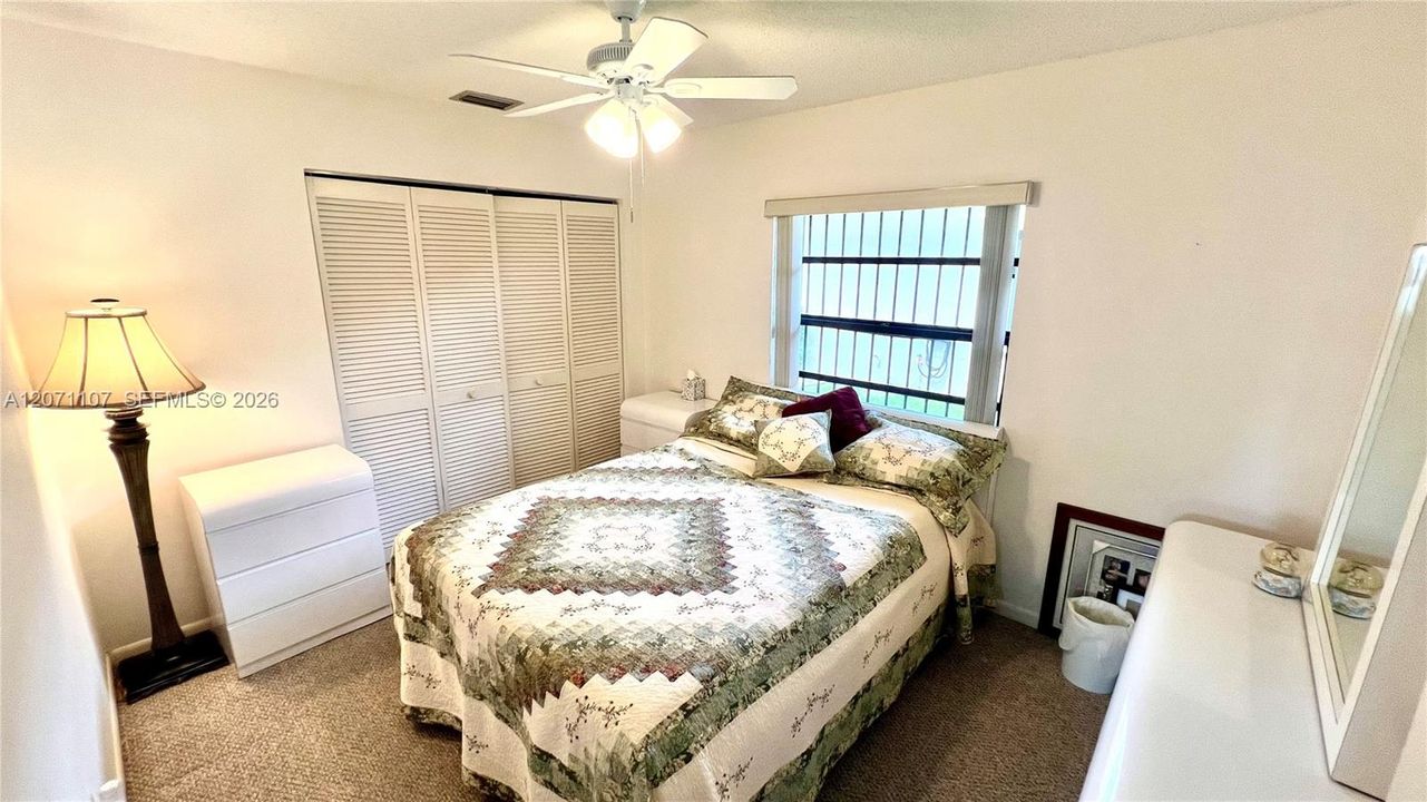 En Venta: $350,000 (2 camas, 2 baños, 1150 Pies cuadrados)