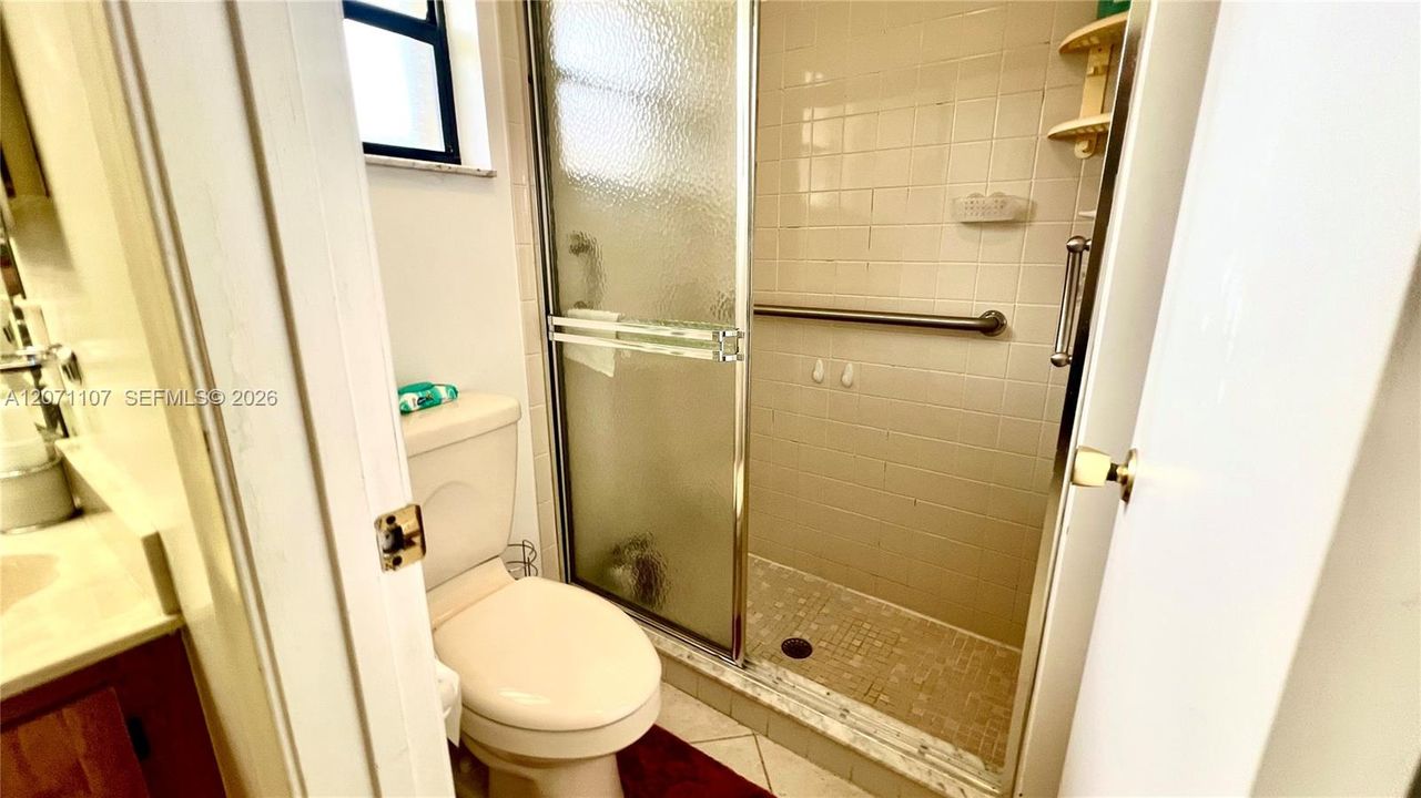 En Venta: $350,000 (2 camas, 2 baños, 1150 Pies cuadrados)