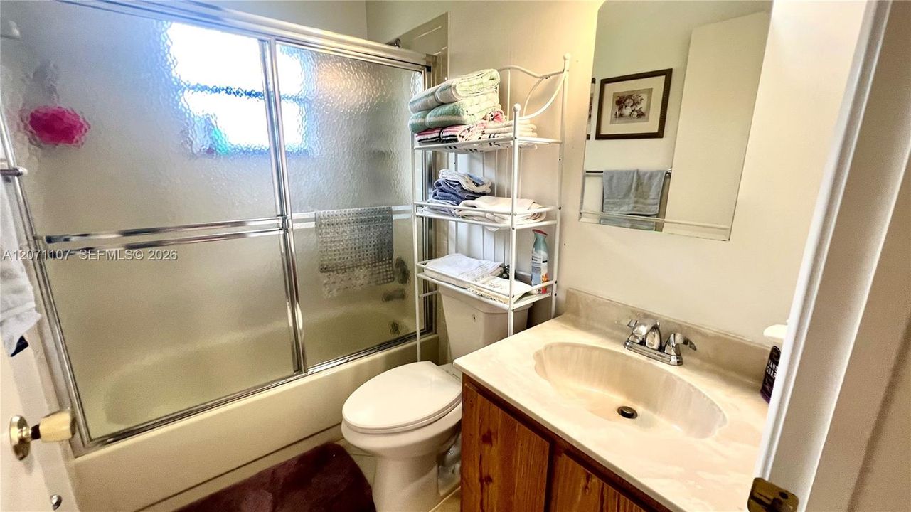 En Venta: $350,000 (2 camas, 2 baños, 1150 Pies cuadrados)