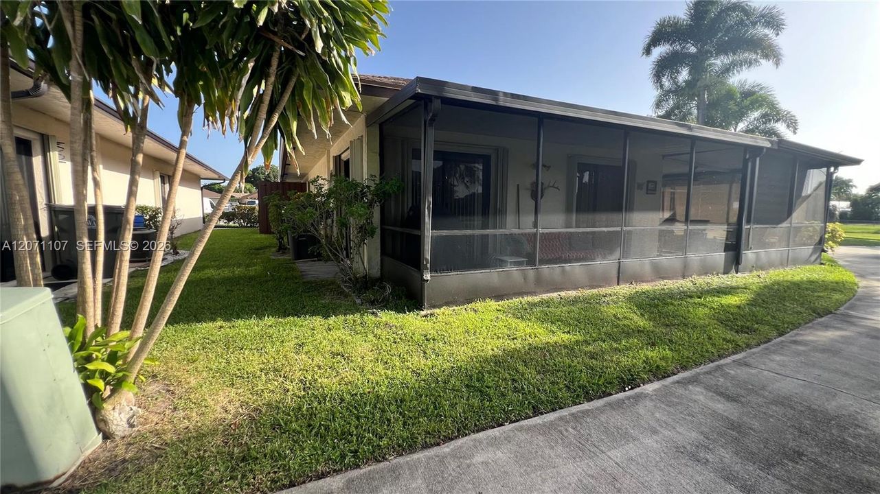 En Venta: $350,000 (2 camas, 2 baños, 1150 Pies cuadrados)