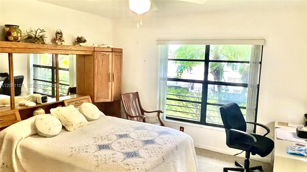 En Venta: $350,000 (2 camas, 2 baños, 1150 Pies cuadrados)