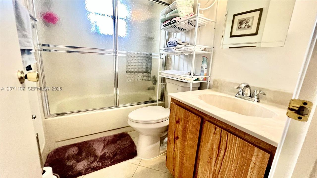 En Venta: $350,000 (2 camas, 2 baños, 1150 Pies cuadrados)