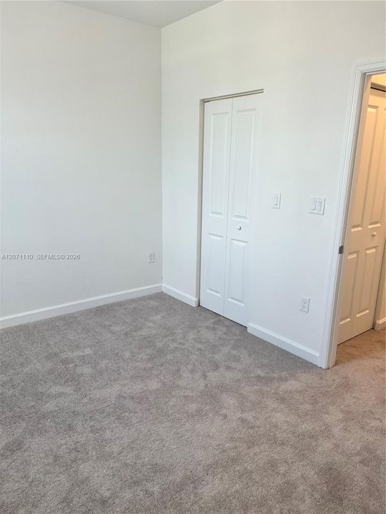 For Sale: $330,000 (3 beds, 3 baths, 1328 Square Feet)
