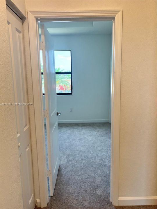 For Sale: $330,000 (3 beds, 3 baths, 1328 Square Feet)