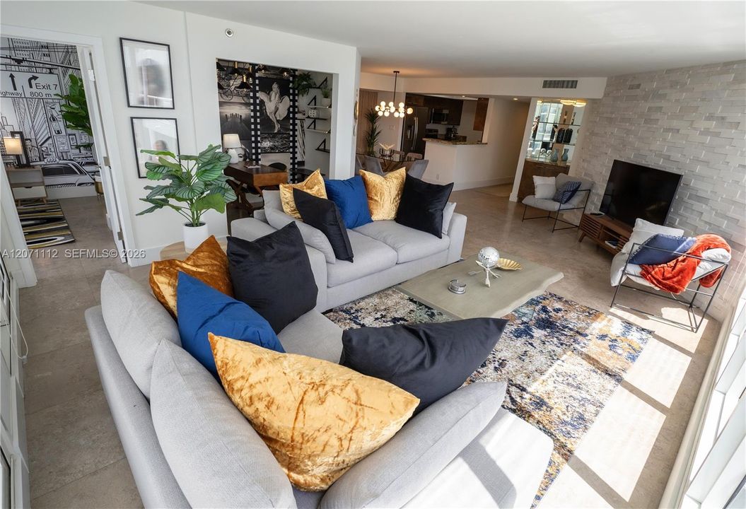 For Sale: $818,000 (2 beds, 2 baths, 1524 Square Feet)