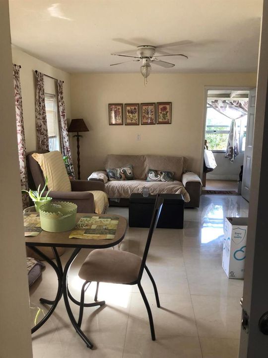 Miami Apt 1 LR