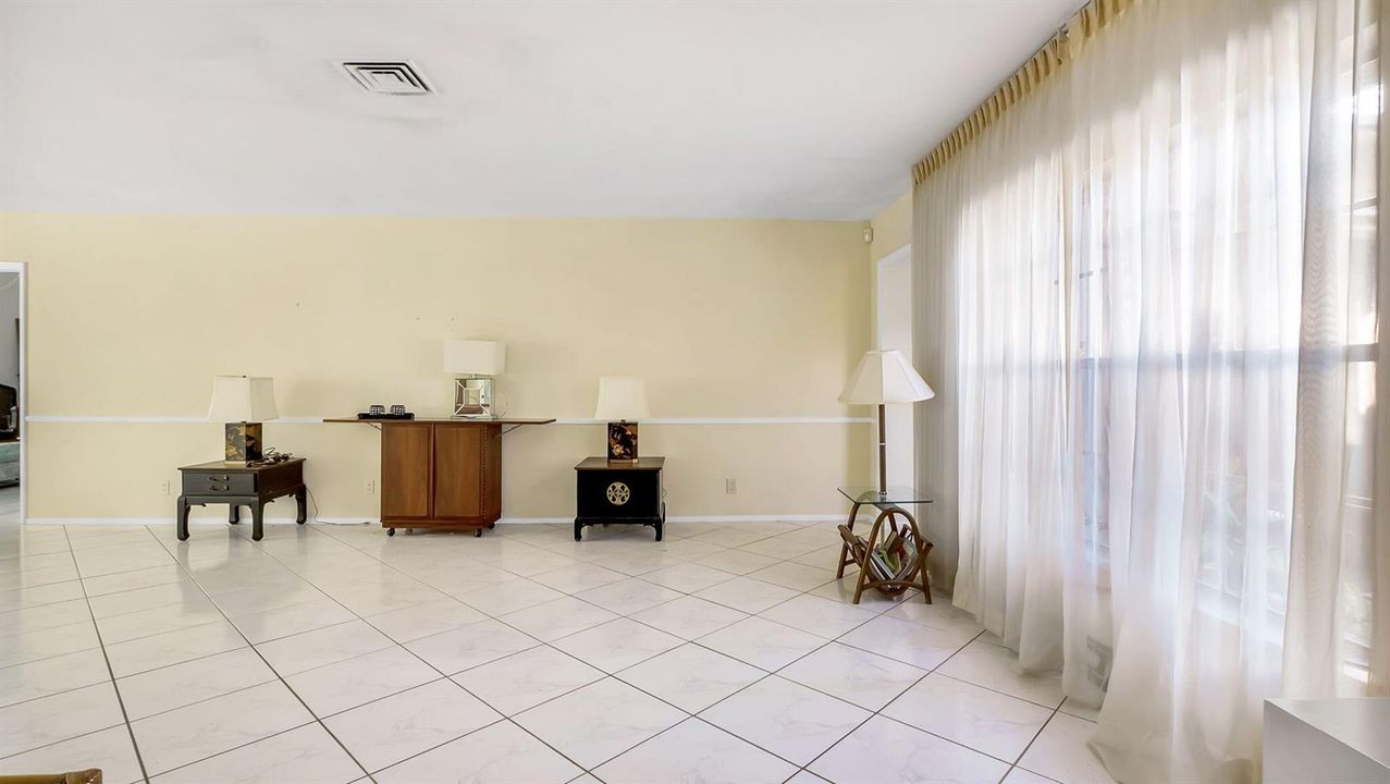 21-web-or-mls-DSC02000