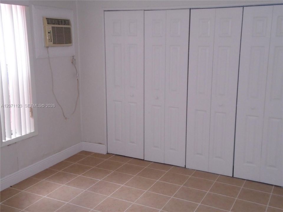 4th bedrommon entry level