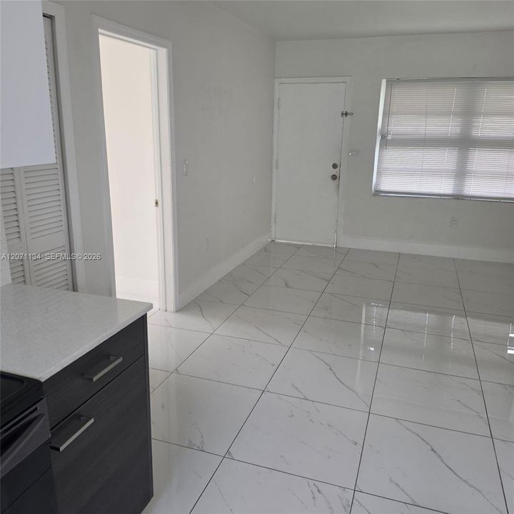 For Rent: $1,800 (2 beds, 1 baths, 0 Square Feet)