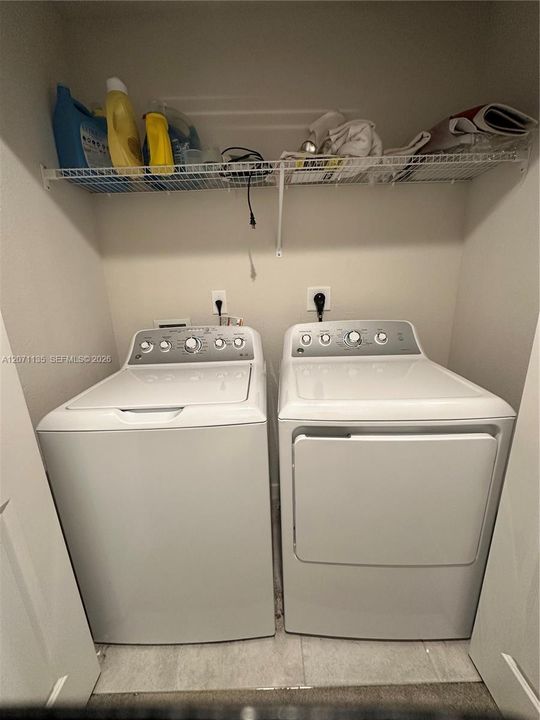 For Rent: $2,800 (4 beds, 2 baths, 1715 Square Feet)