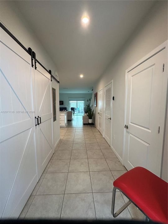 For Rent: $2,800 (4 beds, 2 baths, 1715 Square Feet)