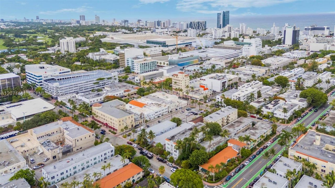 For Sale: $250,000 (1 beds, 1 baths, 655 Square Feet)