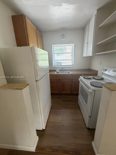 For Rent: $1,950 (2 beds, 1 baths, 705 Square Feet)