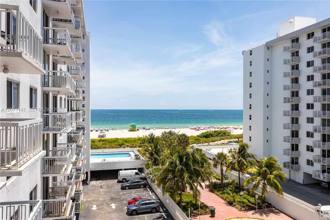 For Sale: $419,000 (0 beds, 1 baths, 538 Square Feet)
