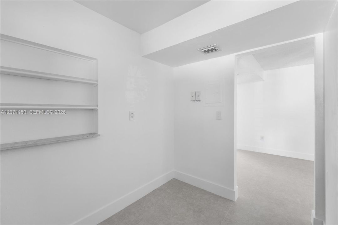 For Rent: $3,750 (2 beds, 2 baths, 940 Square Feet)