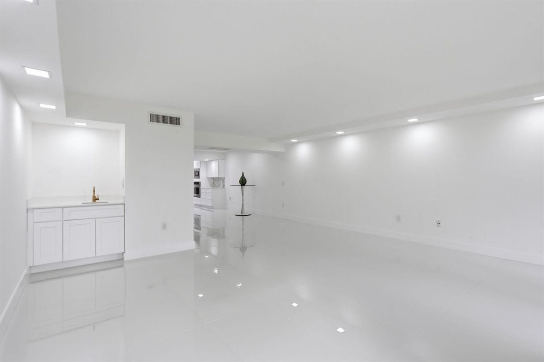 Main Living wet bar
