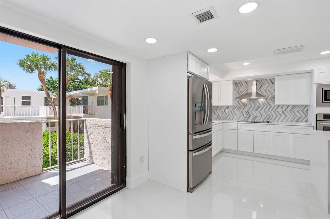Kitchen/Dining area
