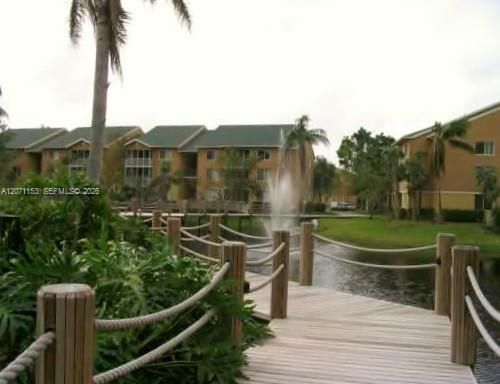 For Rent: $1,500 (1 beds, 1 baths, 633 Square Feet)