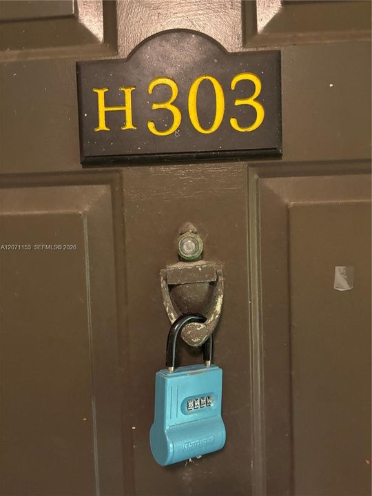 For Rent: $1,500 (1 beds, 1 baths, 633 Square Feet)