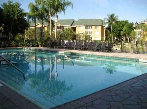 For Rent: $1,500 (1 beds, 1 baths, 633 Square Feet)