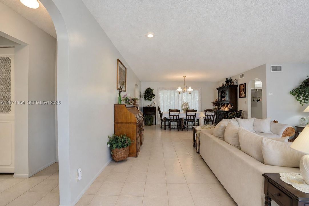 For Sale: $600,000 (3 beds, 2 baths, 1990 Square Feet)