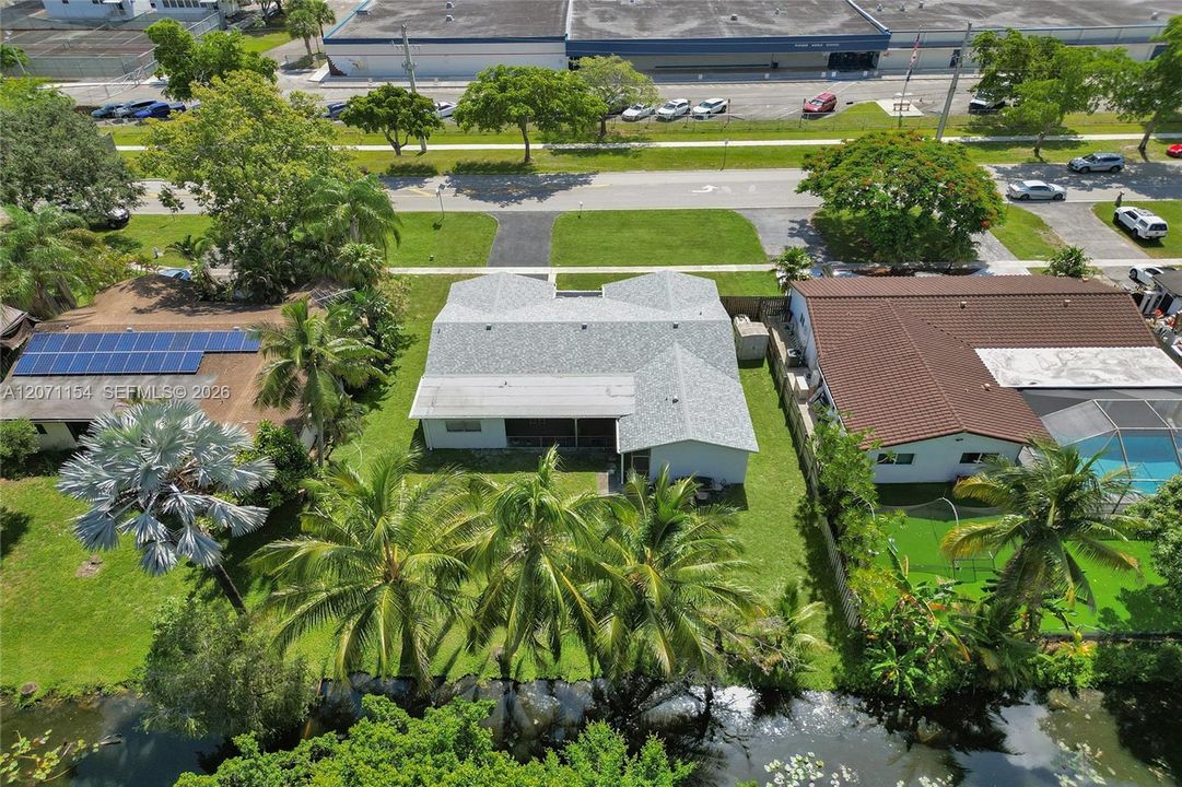 For Sale: $600,000 (3 beds, 2 baths, 1990 Square Feet)