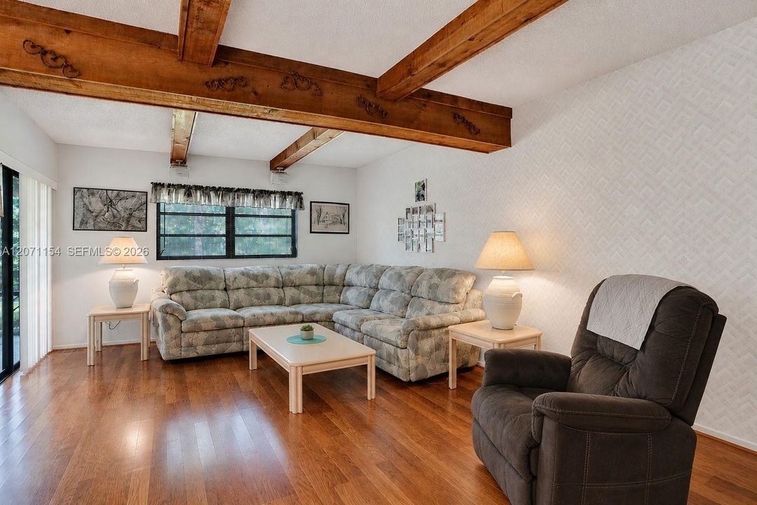 For Sale: $600,000 (3 beds, 2 baths, 1990 Square Feet)