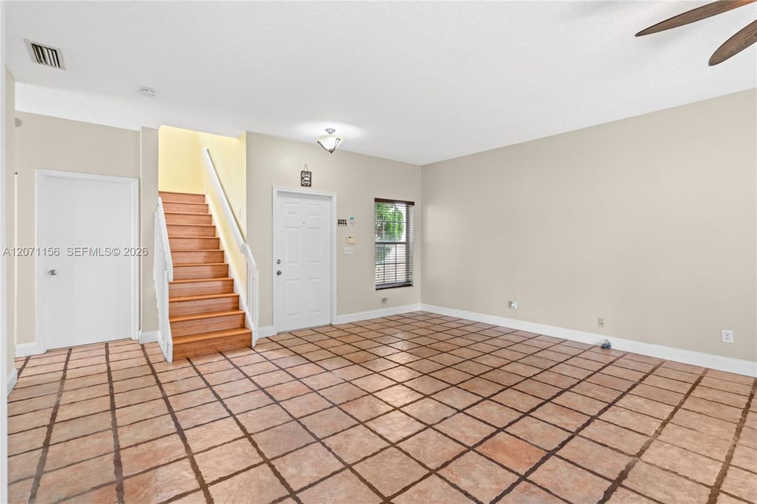 For Sale: $649,000 (3 beds, 3 baths, 1720 Square Feet)
