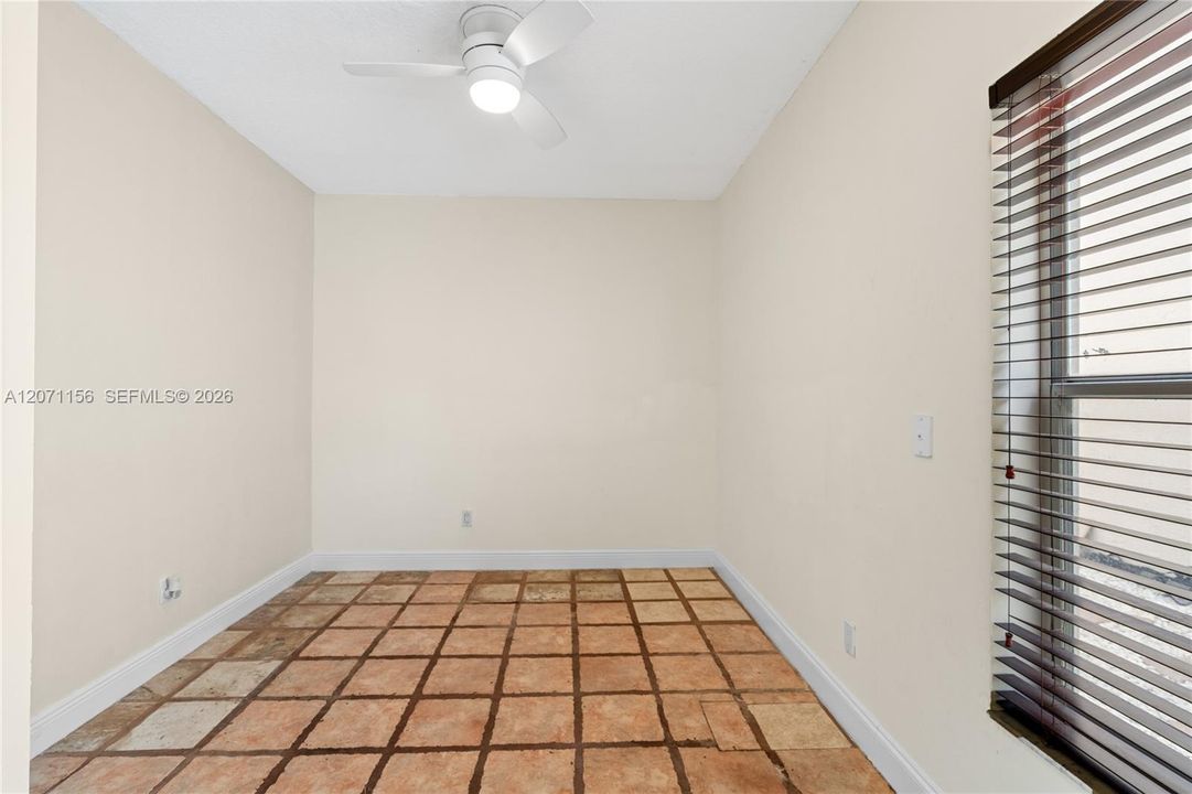 For Sale: $649,000 (3 beds, 3 baths, 1720 Square Feet)