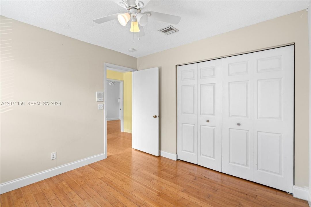 For Sale: $649,000 (3 beds, 3 baths, 1720 Square Feet)