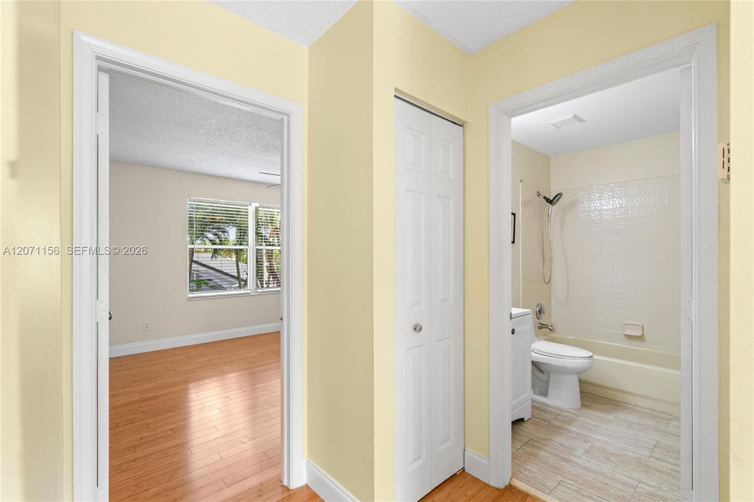For Sale: $649,000 (3 beds, 3 baths, 1720 Square Feet)