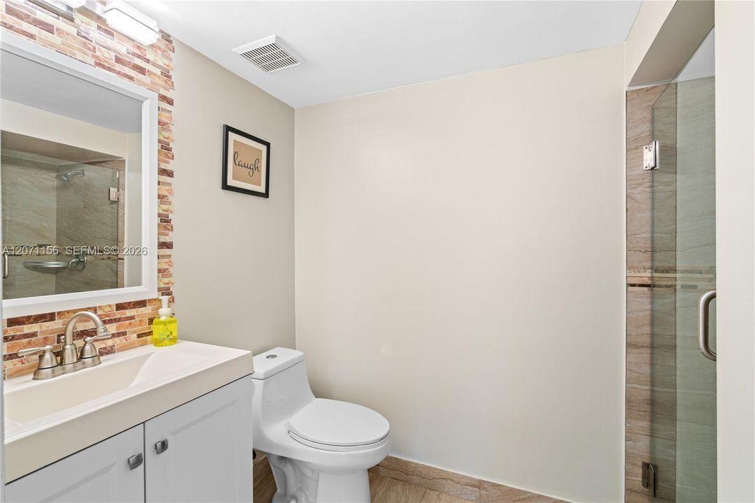 For Sale: $649,000 (3 beds, 3 baths, 1720 Square Feet)