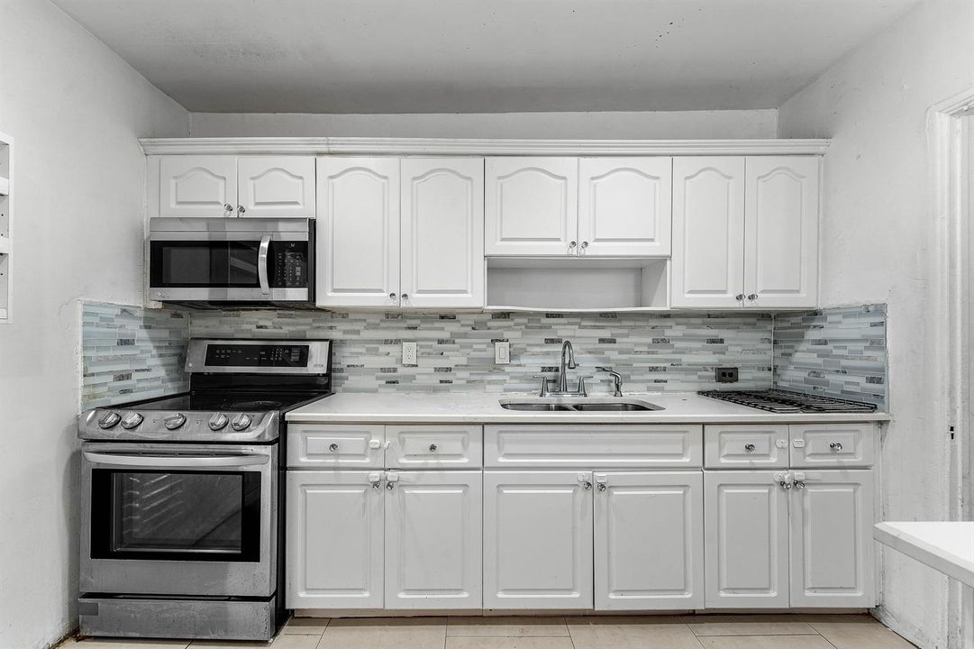 014-2030Northwest43rdStreet-Miami-FL-331
