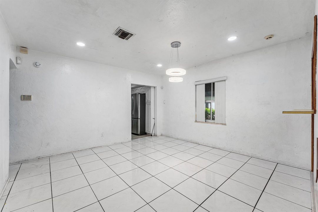 009-2030Northwest43rdStreet-Miami-FL-331