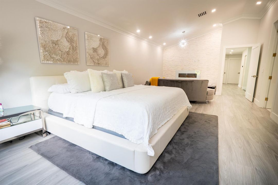 Master Bedroom 5