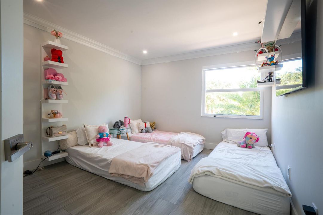 2nd Bedroom 2